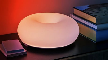 Az IKEA dobása: jön a fánk formájú okoslámpa