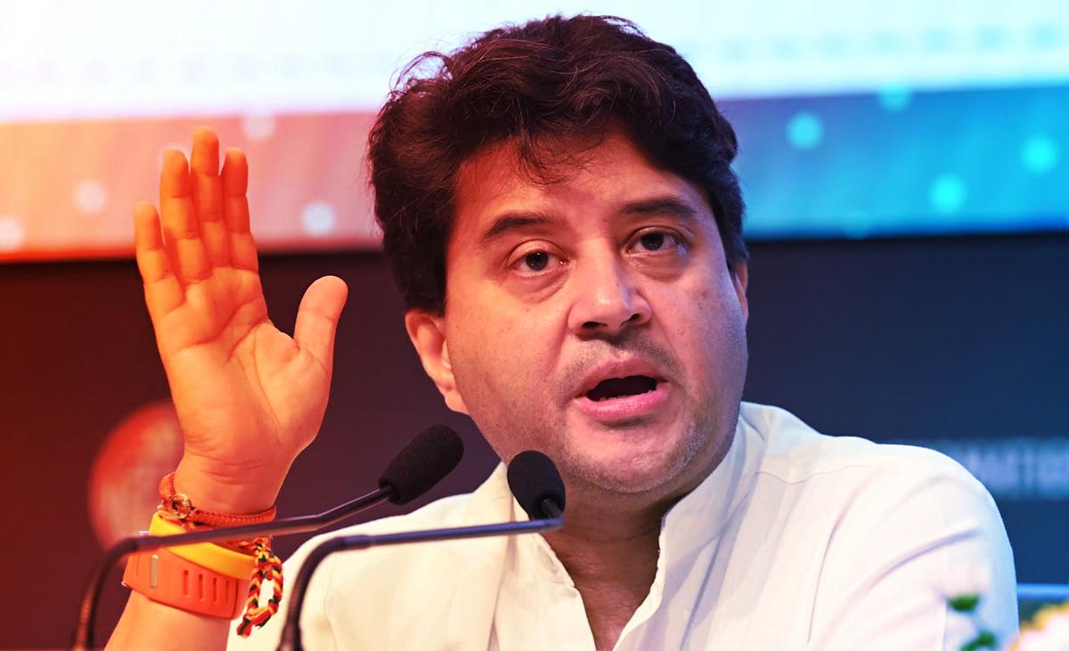 Az indiai kormány újra drákói korlátozásokat tervez az okostelefonokra