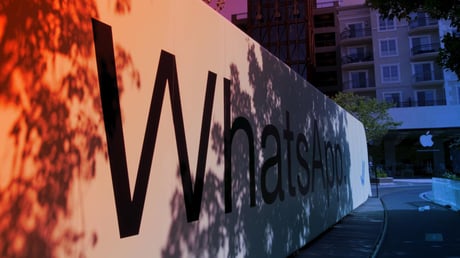 Az MI-háború a WhatsAppon: Brazília megálljt parancsol a Metának