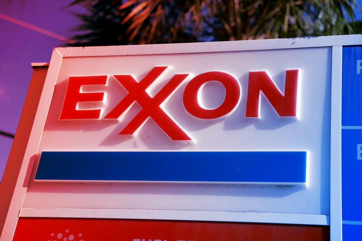 Az olajpiac drámai fordulata: árzuhanás, óriásösszeolvadások és MI-őrület