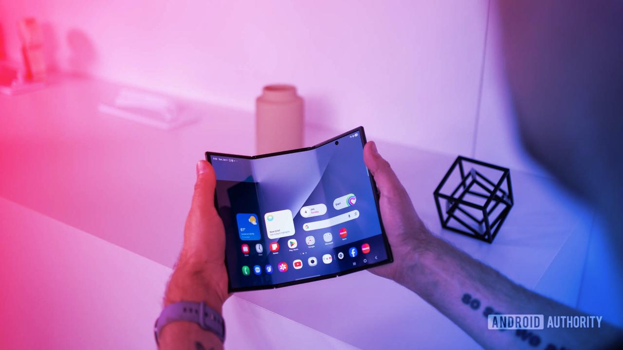 Az új Galaxy Z TriFold: telefonhoz óriás, tablethez törpe