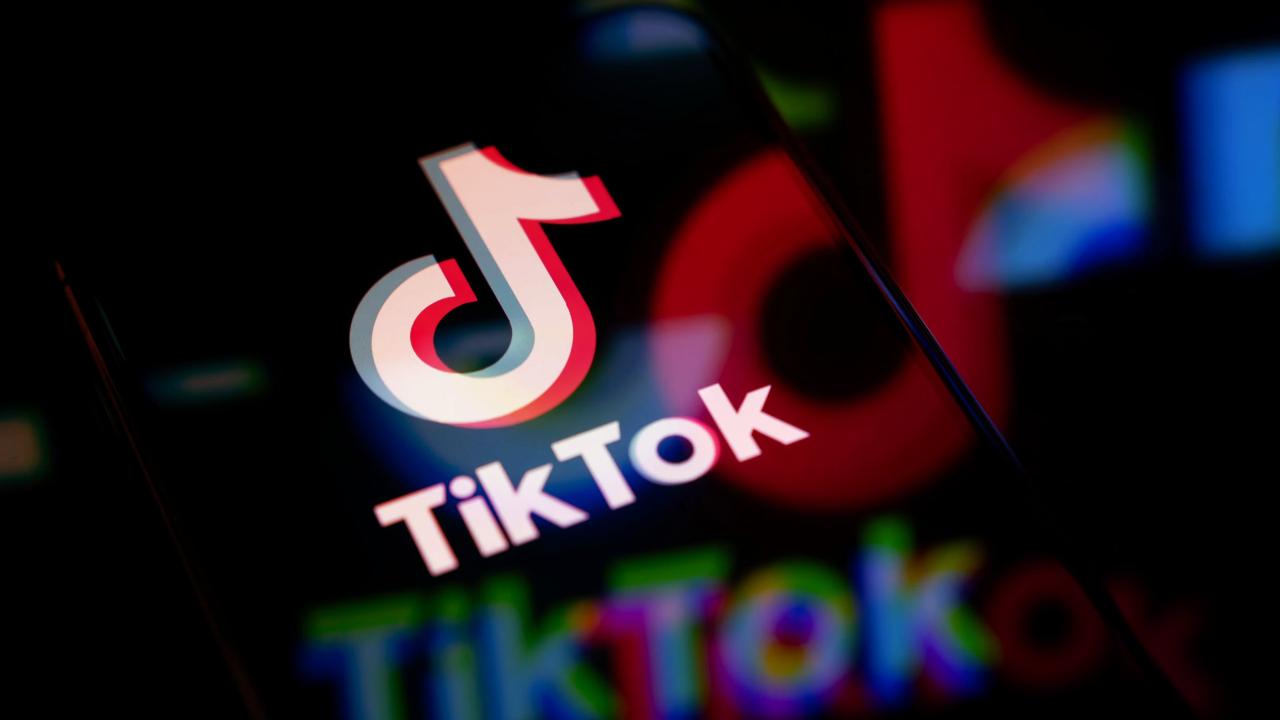 Az új TikTok-botrány: peren kívüli egyezség a függő fiatalok miatt