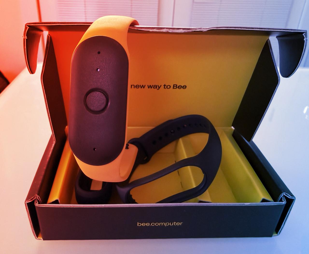 Íme az Amazon Bee: MI, ami a füledre költözik