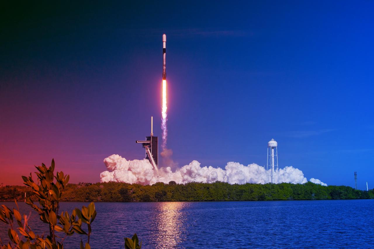 Jön az újabb űrforradalom: 7500 Starlink műhold rajtolhat