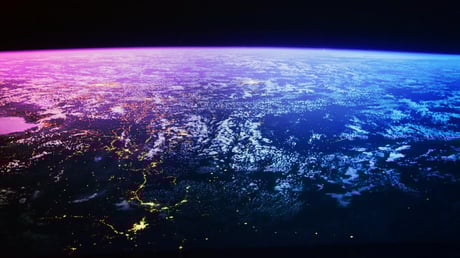 Vészhelyzet az ISS-en: a NASA előrehozza a hazatérést