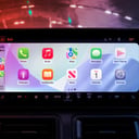 A nagy CarPlay‑fordulat: jönnek az MI‑asszisztensek, Siri marad