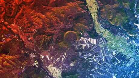 A világ legfiatalabb krátere bukkanhatott elő Kína vadonjában