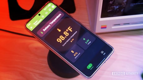 Az aktív hűtéses Qi2-töltő új korszakot nyit a vezeték nélküli töltésben