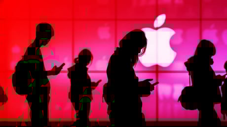 Az Apple bekeményít: többé nem követhetnek mindenütt az iPhone-odon