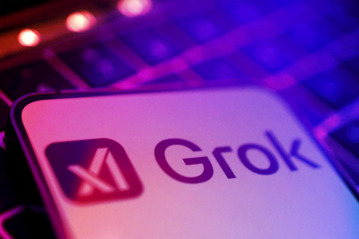 Az EU ismét vizsgálja a Grok botrányos képeit