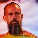 Az MI elhozza a nagy leépítést: Jack Dorsey szerint vége a munkáknak