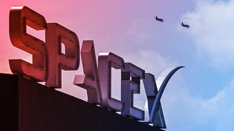 Az MI költözik az űrbe? A SpaceX grandiózus tervei