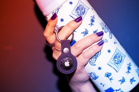 Az új AirTag megment, ha örökké elveszíted a kulcsod