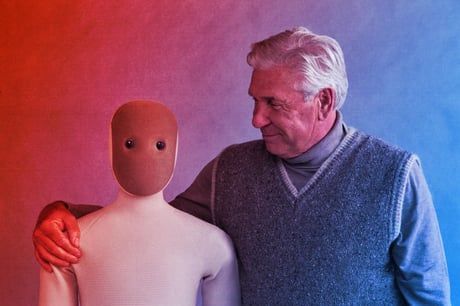 Az új családtag, aki néha felborul: beköltözik a Neo robot