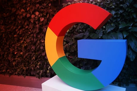 Az új Google-eszközök egy kattintással tüntetik el személyes adataidat