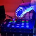 A cambridge-i áttörés: fény forradalmasítja a gyógyszermódosítást