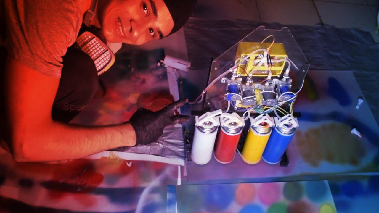 A graffitisek álma: színkeverés egyetlen spray-vel