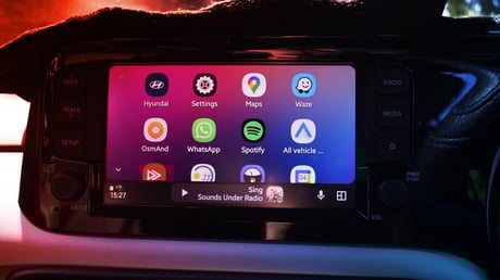 Az Android Auto újra megadta magát: káosz a Pixel- és Samsung-telefonokon