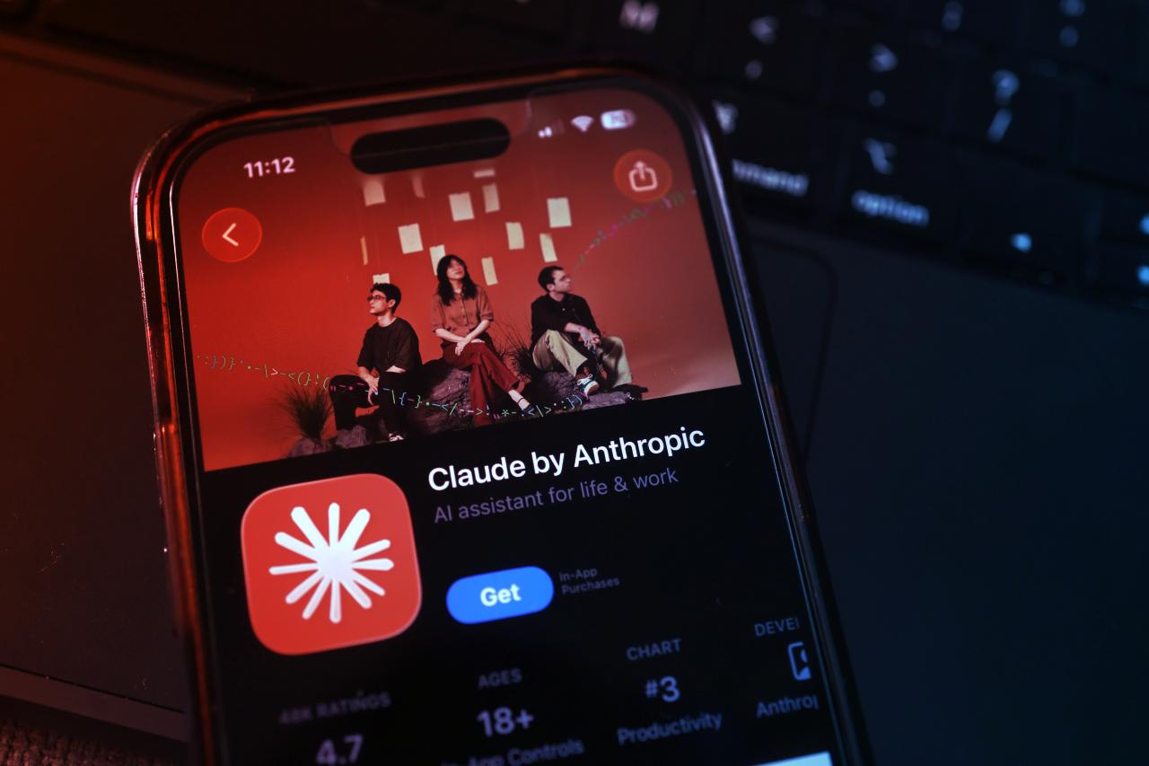 Az Anthropic Claude az App Store élére tör a Pentagon-botrány után