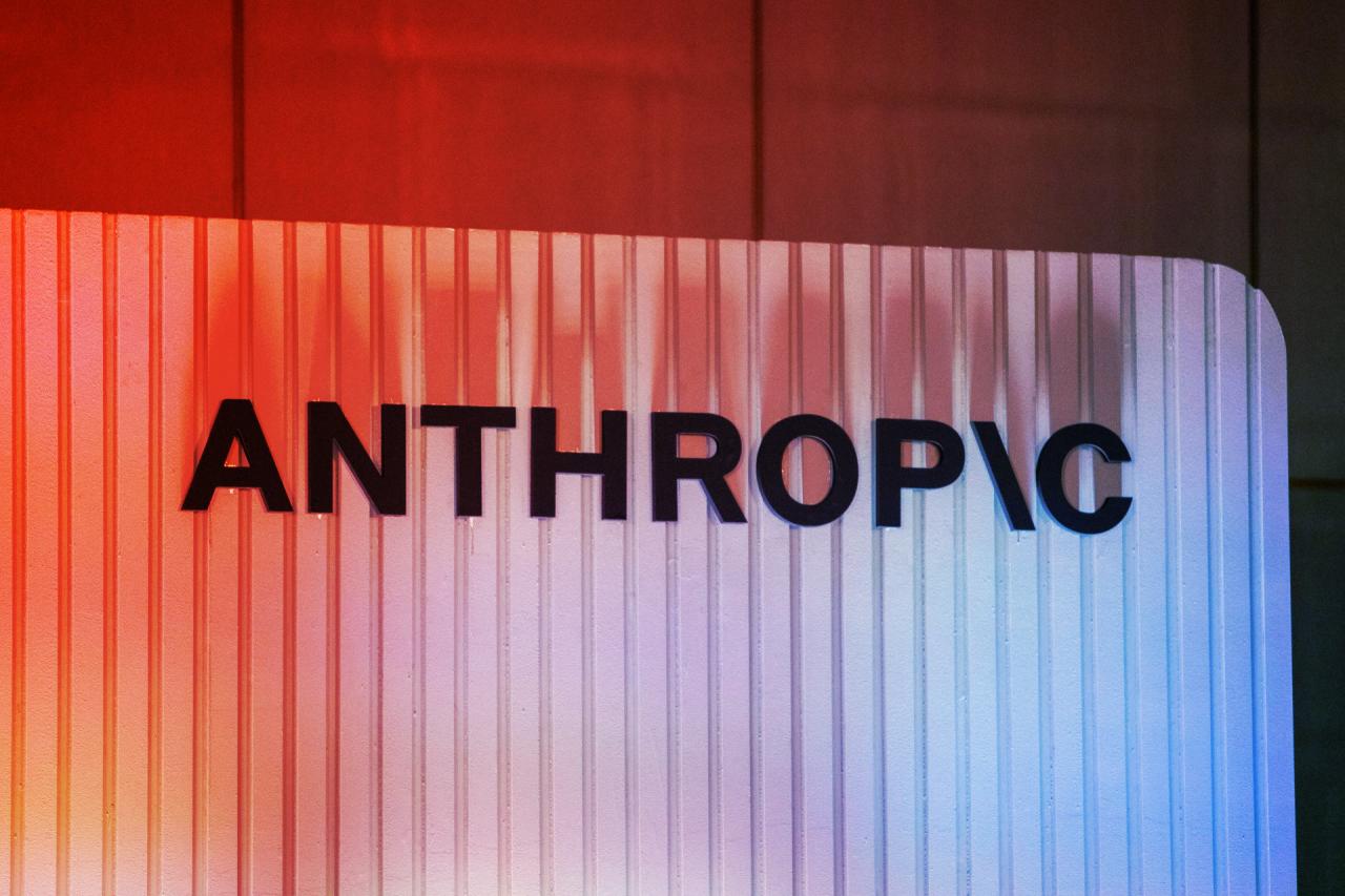 Az Anthropic súlyos adatbiztonsági bakija: kiszivárgott a titkos MI-fejlesztés