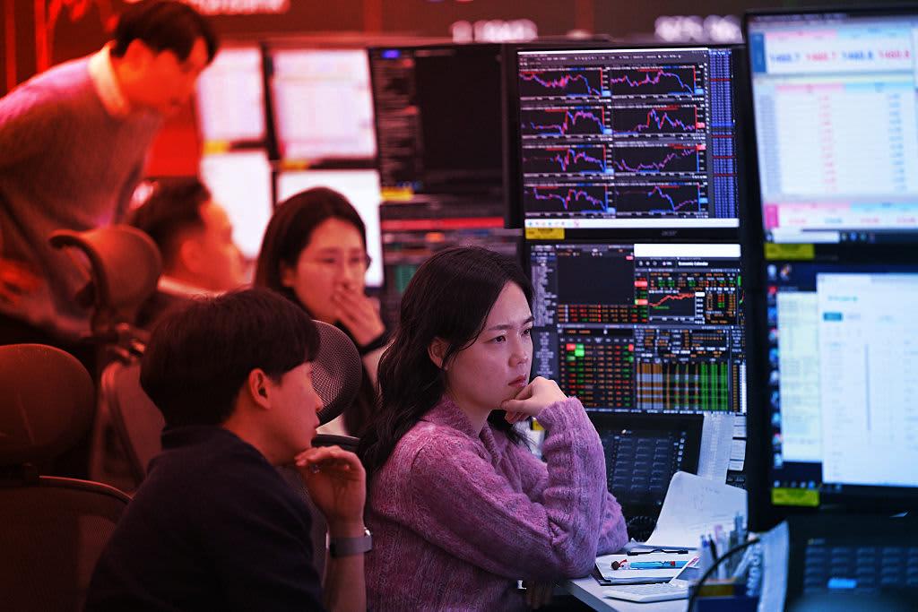 Az ázsiai tőzsdék vad hullámvasútja: rekordok és zuhanások Dél-Koreában