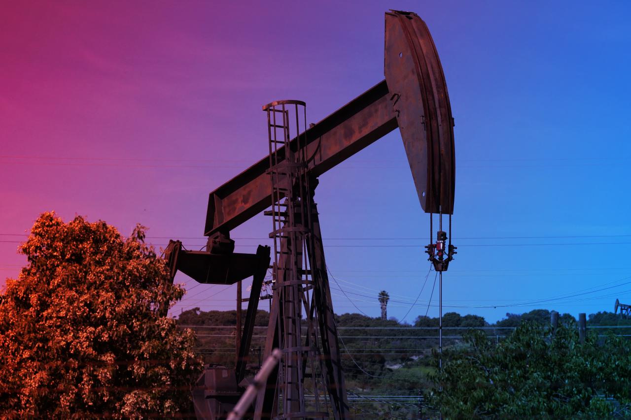 Az olaj újra 100 dollár fölött – forr a Közel-Kelet