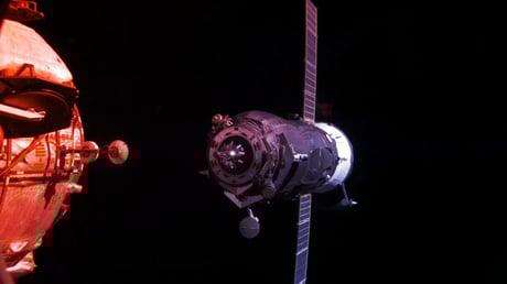 Az orosz űrbaki után csak a kézi irányítás mentheti a Progresszt