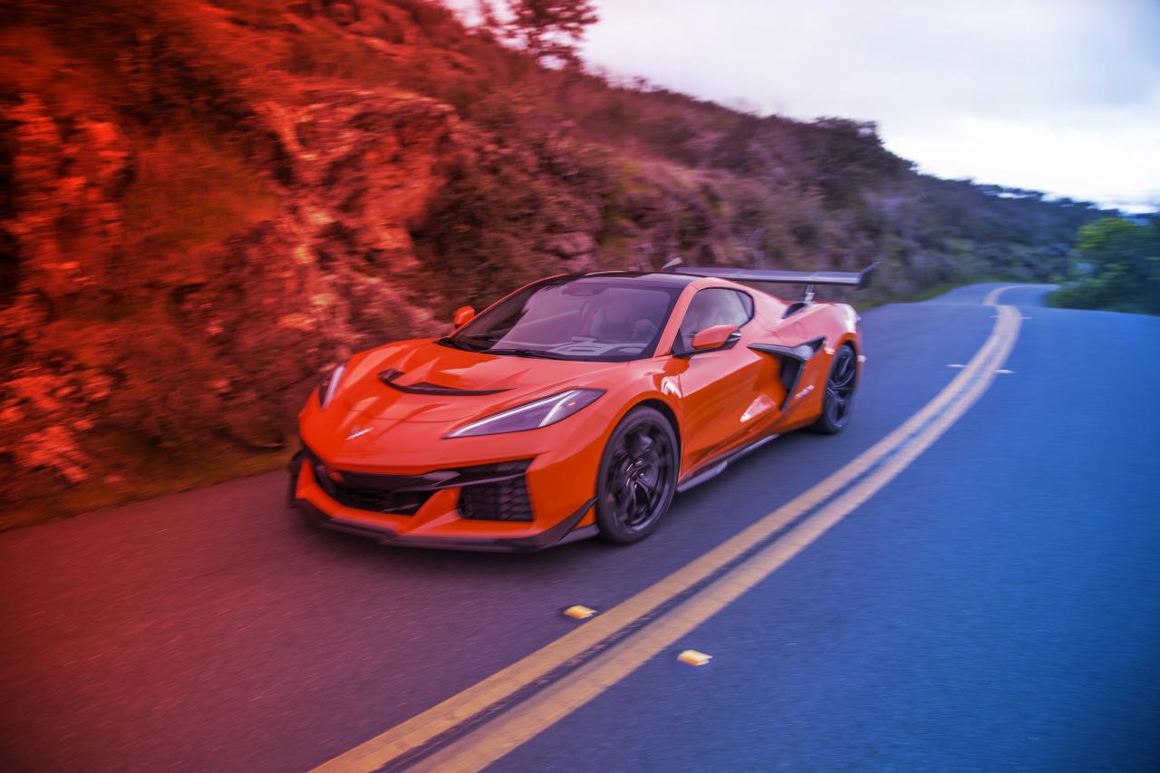 Az új hibrid Corvette ZR1X fillérekért alázza a szupersportkocsikat