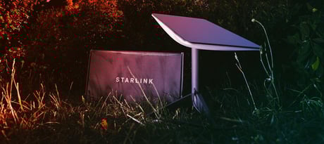 Az űrben darabokra esik egy Starlink-műhold, a SpaceX hallgat