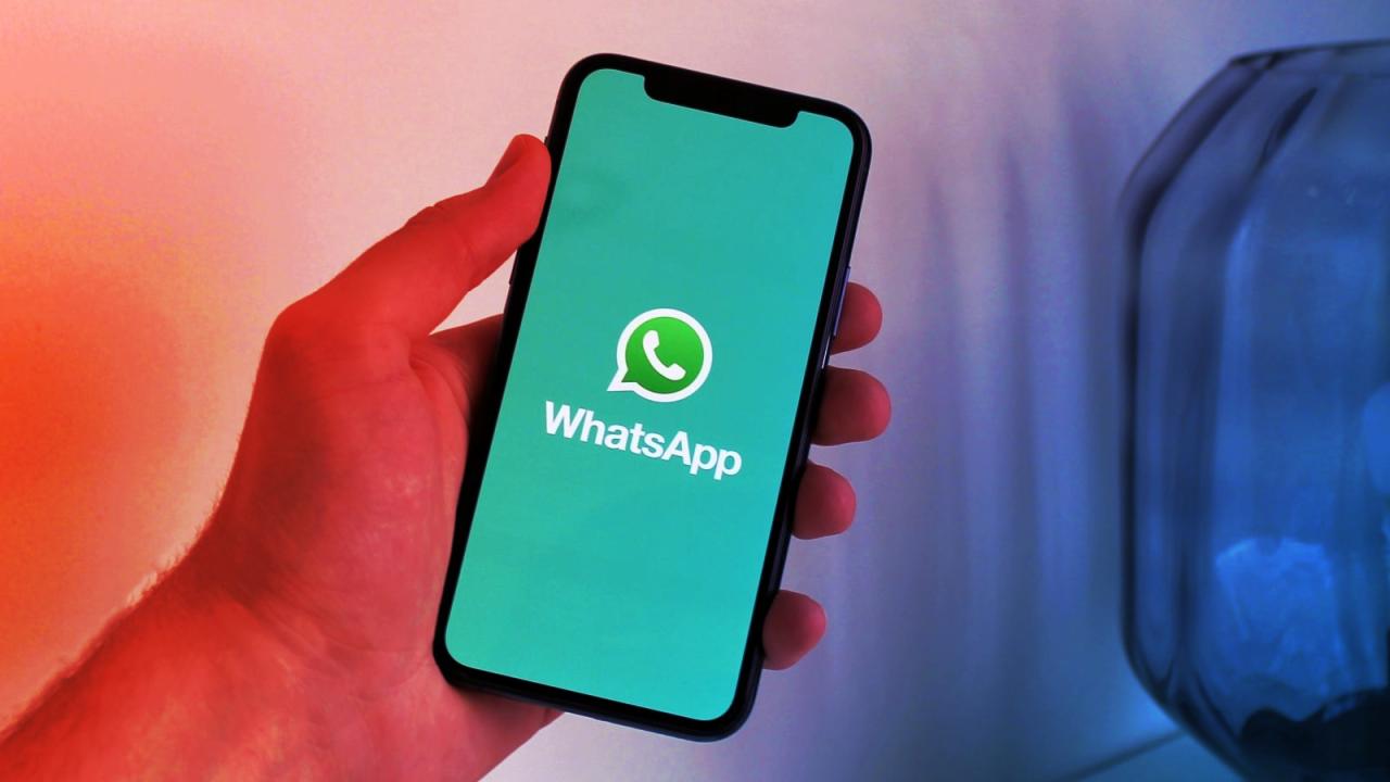 Végre az iPhone-osoknak is szól az új WhatsApp-frissítés