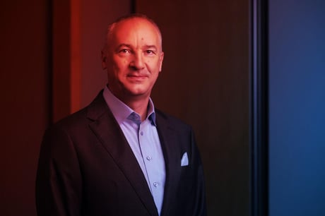 A cseh lottómilliárdos, aki befektetéseivel megelőzte a világot