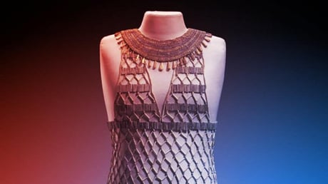 A fáraók csillogó gyászruhája: a gyöngyhálók titkos története