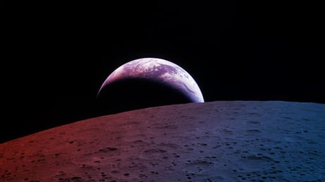 A Hold túlsó oldala: NASA-képek, amelyektől leesik az állad