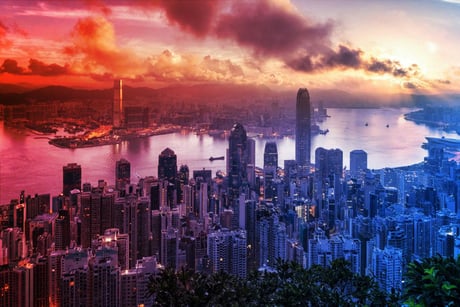 A hongkongi stabilcoin még sehol, a kamu tokenek dübörögnek