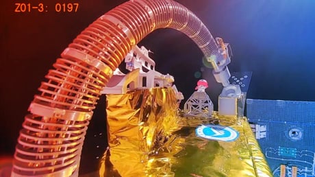 A kínai űrutántöltő műhold elhozza a szatellitek örök életét?