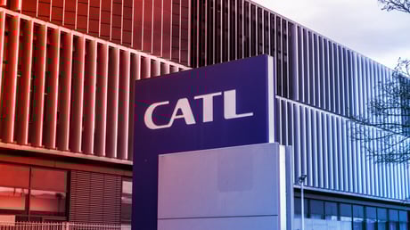 A kínai villámakkuval 7 perc alatt teljesen feltölt az autód