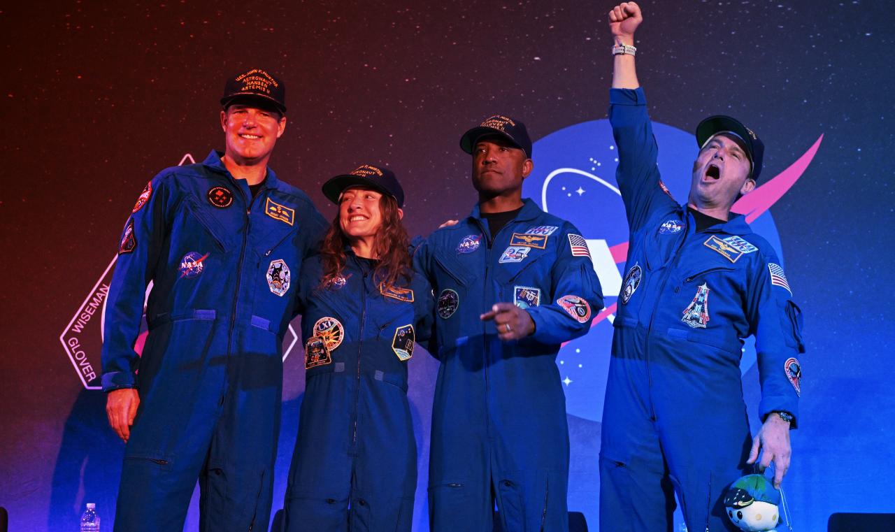 A legénység szemével: ilyen volt a történelmi Artemis II