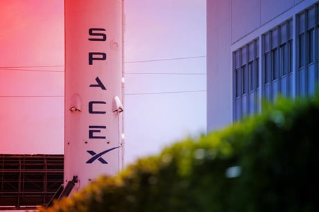 A SpaceX tőzsdére készül? Rakétasebességgel a billiók felé