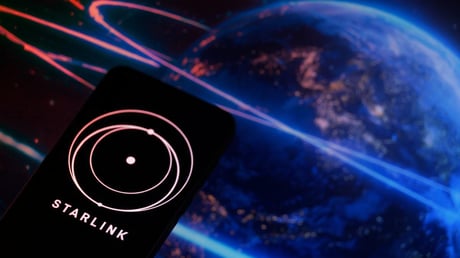 A Starlink-forradalom küszöbén: olcsóbb, gyorsabb űrinternet?