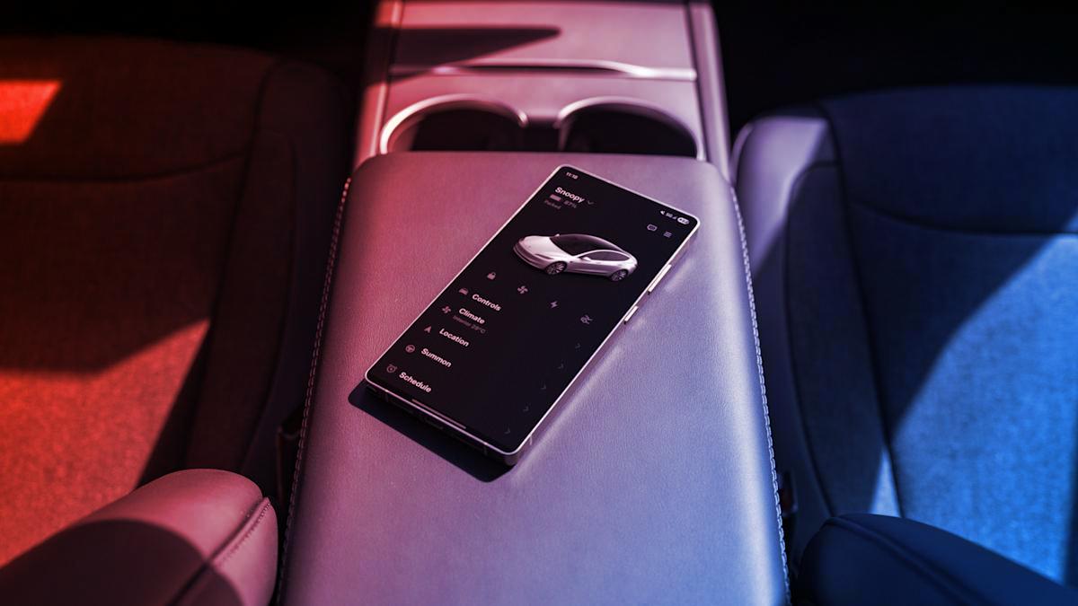 Az amerikai közlekedésbiztonsági hatóság végre túllépett a Tesla Smart Summon-botrányon