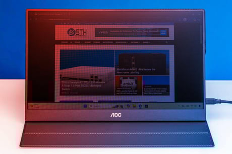 Az AOC filléres hordozható monitora: mit tud 20 ezerért?