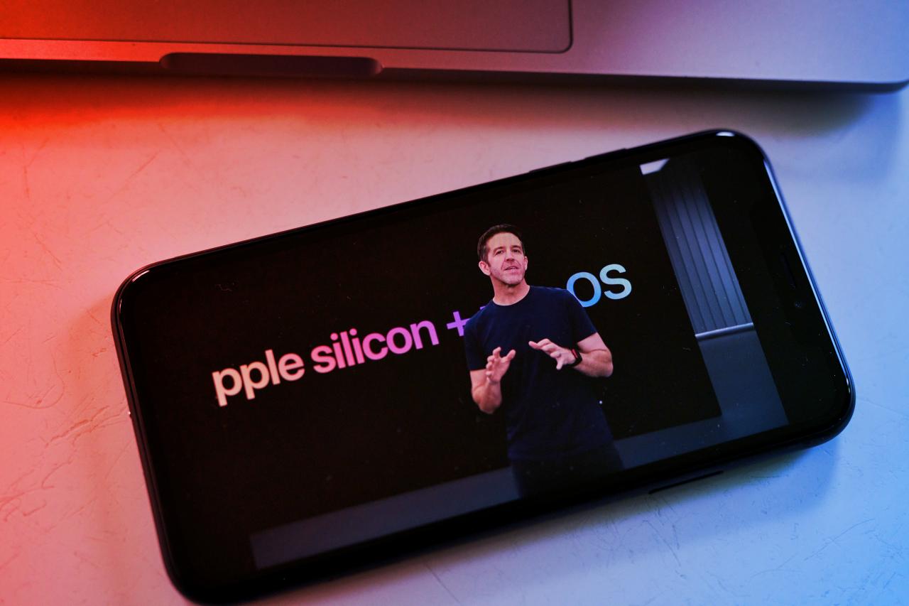 Az Apple új vezére nagy AI-vizsgán: fordulat vagy bukás?