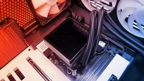 Az ársokk: a Thermaltake TH360 V3 Ultra felforgatja a piacot