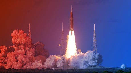 Az Artemis II elstartolt: visszatér az emberiség a Holdra