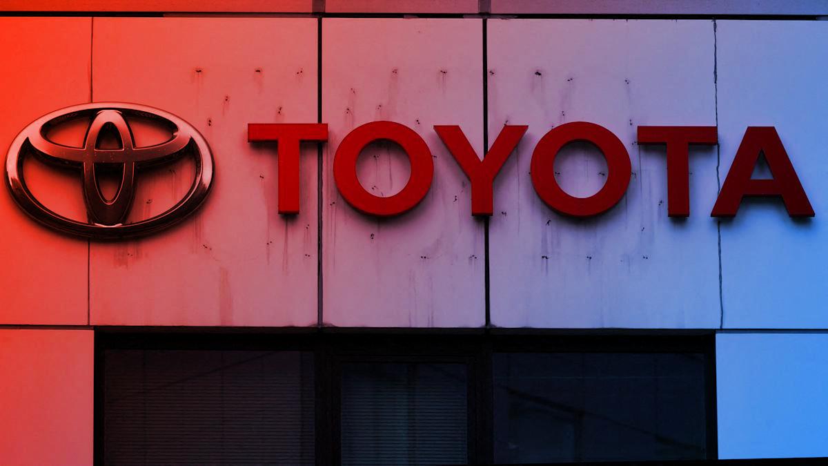 Az autóipar lemond róla, a Toyota mégis hisz a hidrogénben