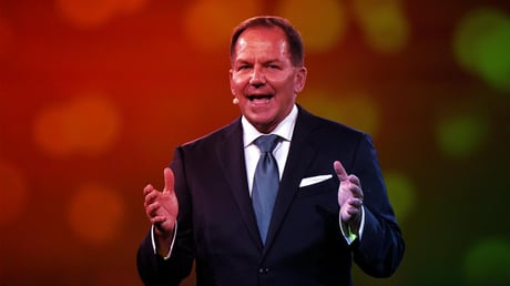 Az infláció nagy nyertese lehet a bitcoin, a részvények buknak