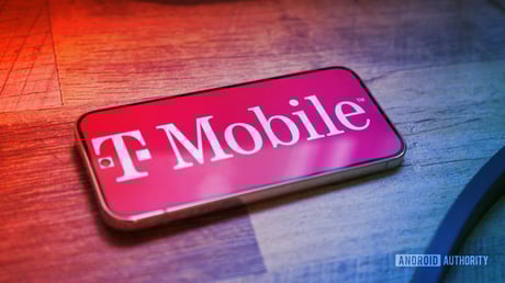 Az ingyenes fedélzeti netnek vége, leáldozik a T‑Mobile aranykora?