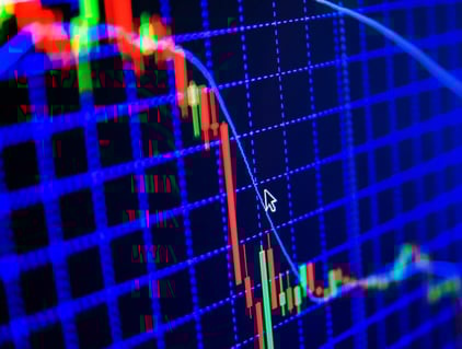 Az intézményi tőke tartja felszínen a bitcoint a pánik közepette