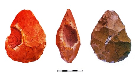 Az ősi szerszámok titka: kapcsolódott-e a Homo erectus a kozmoszhoz?