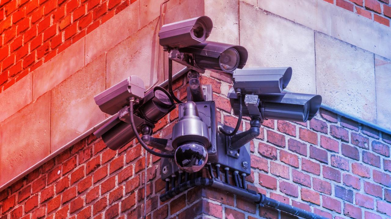 Az otthoni kamerák valóban biztonságot adnak, vagy többet ártanak?